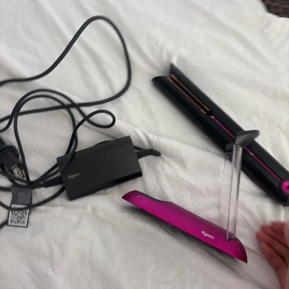 DYSON Air Straight Hair Tool Black Pink Wireless Block Hair Straightener B6